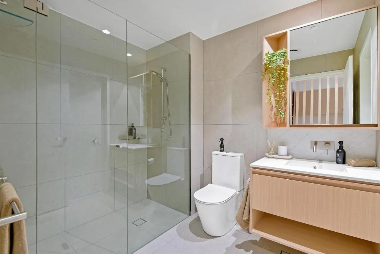 Ocean Views Palm Beach Gold Coast Apartament